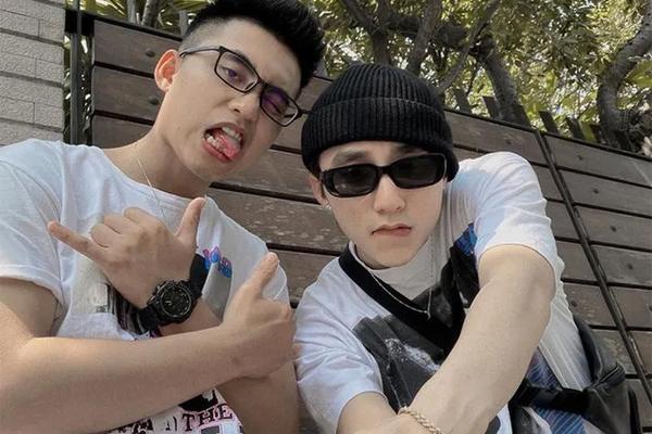 Sơn Tùng nhập hội fan MONO, quẩy trên nền nhạc bài mới của em trai-1