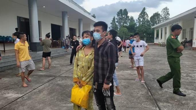 40 người tháo chạy khỏi casino ở Campuchia đã trở về địa phương-5