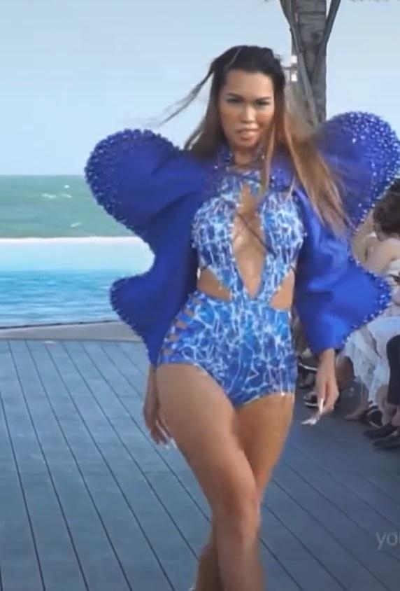 Hà Anh bị đào clip catwalk ô dề, không thể cảm nổi-5