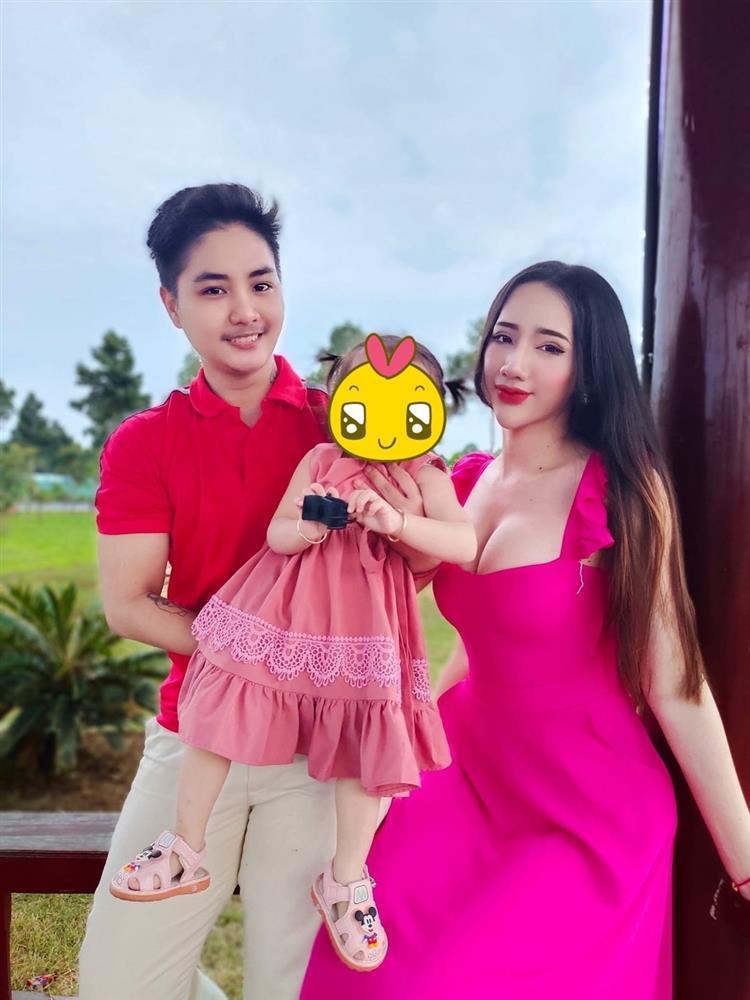 Những cặp đôi độc lạ: Chồng mang thai, vợ thuộc cộng đồng LGBT-5