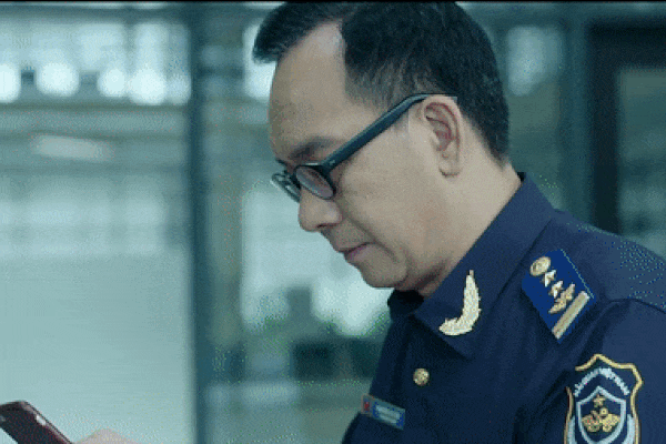 'Đấu Trí' tập 27: Cục trưởng Hải quan bị đe dọa bằng clip thác loạn của con gái