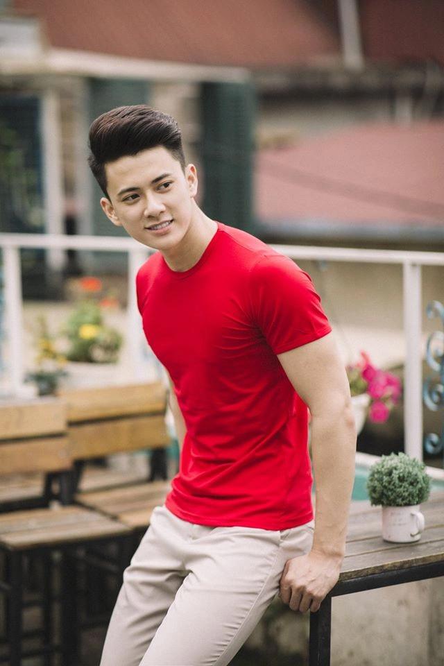 Màn lột xác khó tin bác sĩ hot boy Người Ấy Là Ai cực nổi trên MXH-8