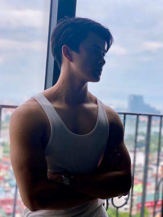 Màn lột xác khó tin bác sĩ hot boy Người Ấy Là Ai cực nổi trên MXH-6