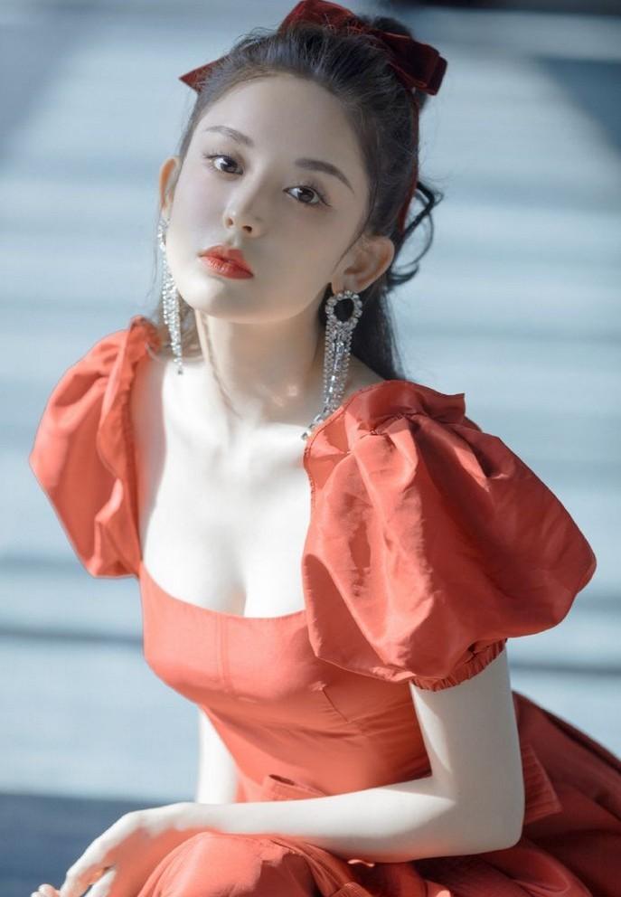 Mỹ nữ Tân Cương Cổ Lực Na Trát lại dính phốt tiểu tam-6