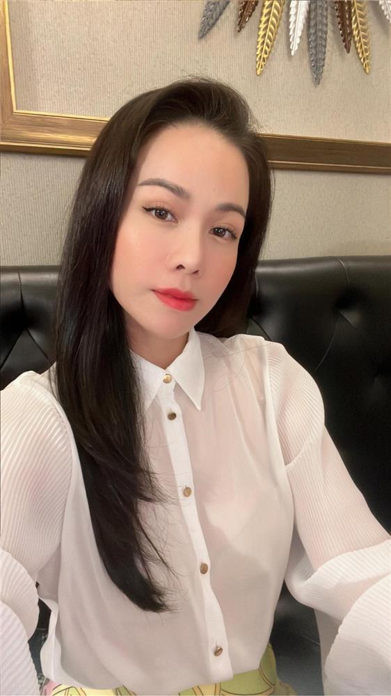 Tin showbiz Việt ngày 24/8: Hari Won thả thính Khổng Tú Quỳnh-7