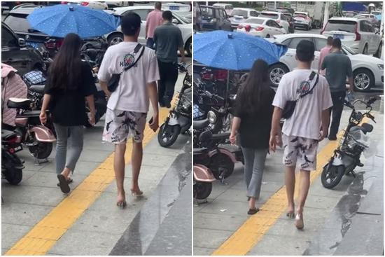 Chàng trai bất ngờ nổi tiếng vì hành động đổi dép cho bạn gái