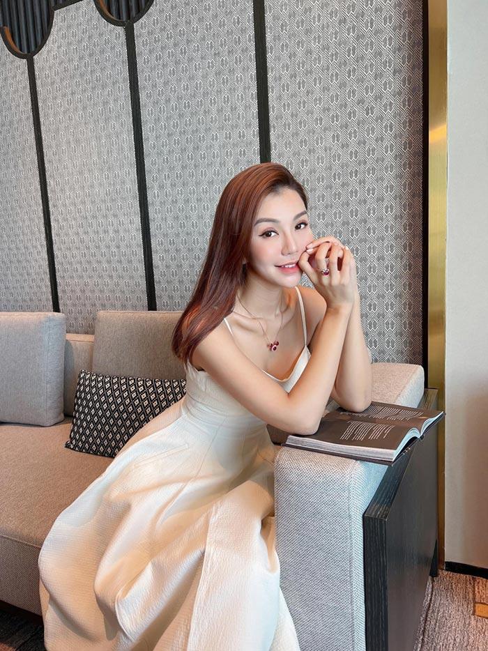 MC Hải Anh đi khắp nơi vẫn không quên tình yêu với golf-1