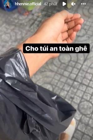 Không phải túi hiệu, HHen Niê chi mạnh cho món đồ xa xỉ này!-2