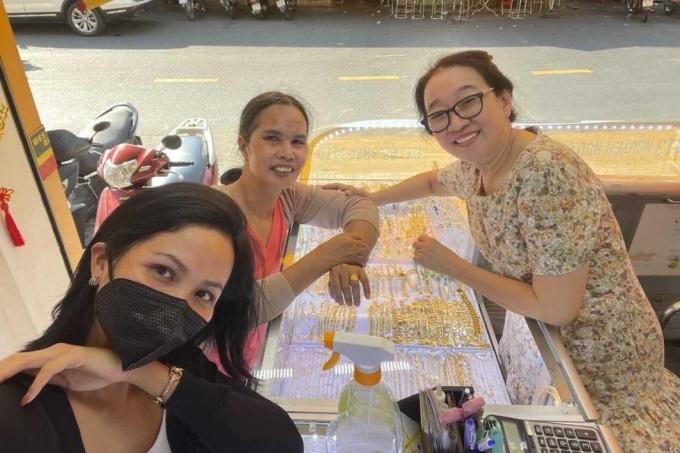 Không phải túi hiệu, HHen Niê chi mạnh cho món đồ xa xỉ này!-6