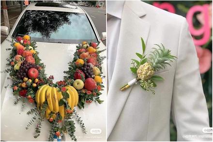 Xe cưới độc lạ trang trí bằng hoa quả, xong gọt vỏ ăn luôn cho mát
