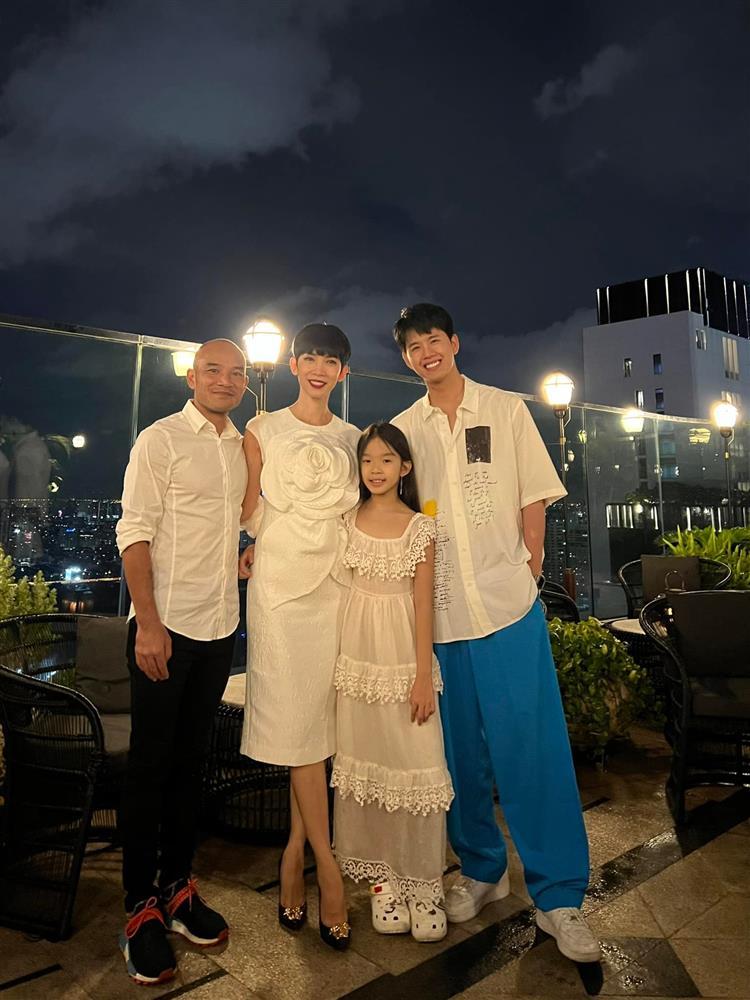 Xuân Lan gay gắt khi bị nghi tòm tem mẫu nam trẻ đẹp-1