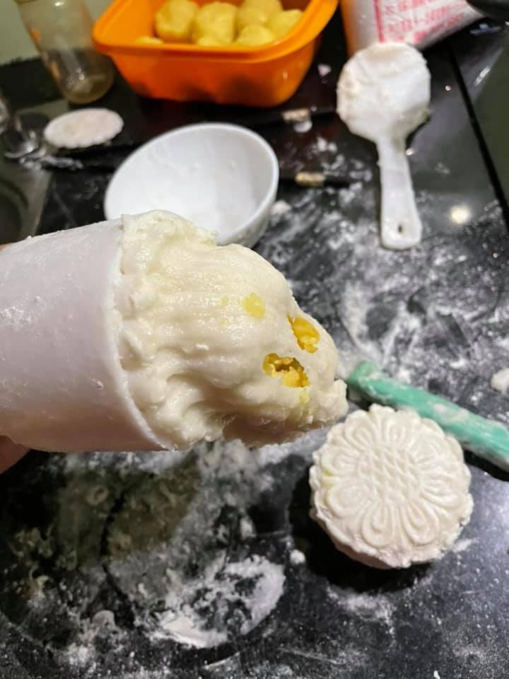 Hú hồn bánh trung thu tự làm kiểu 3 phần xui xẻo, 7 phần bất lực-5