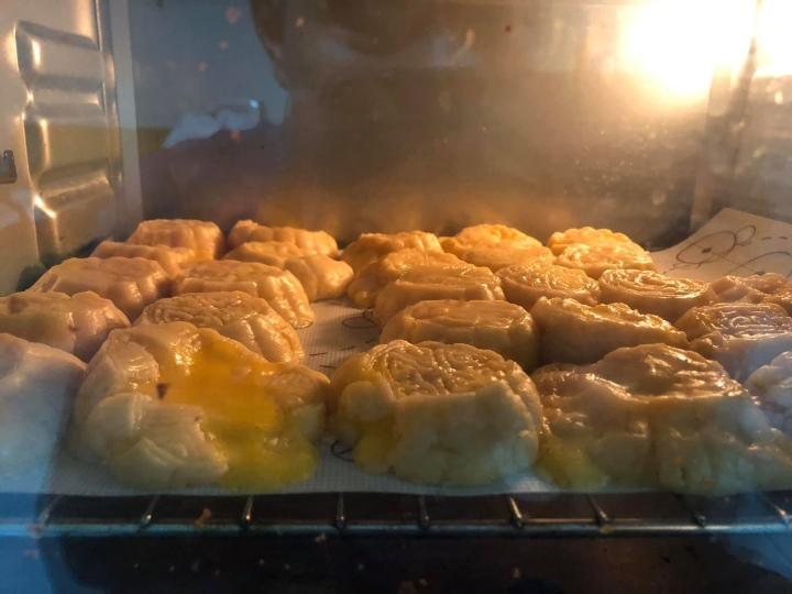 Hú hồn bánh trung thu tự làm kiểu 3 phần xui xẻo, 7 phần bất lực-7