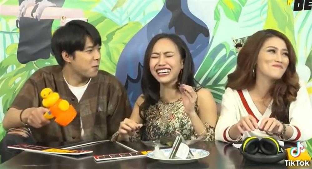 Diệu Nhi bị Anh Tú tác động vật lý, nguyên nhân vì một mỹ nam-2