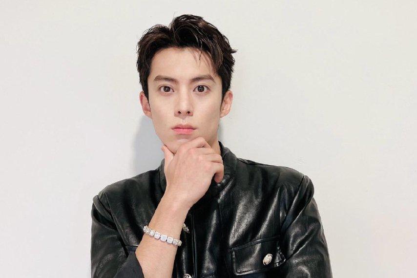 Thành tích giúp Vương Hạc Đệ xứng danh ngôi sao hot nhất 2022-4