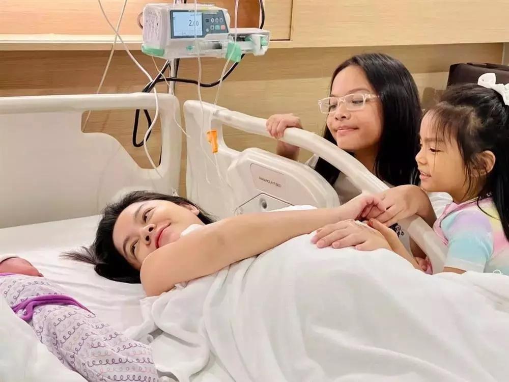 Phạm Quỳnh Anh cho 3 ái nữ lên sóng, kể bị lừa ngày sinh nhật-6
