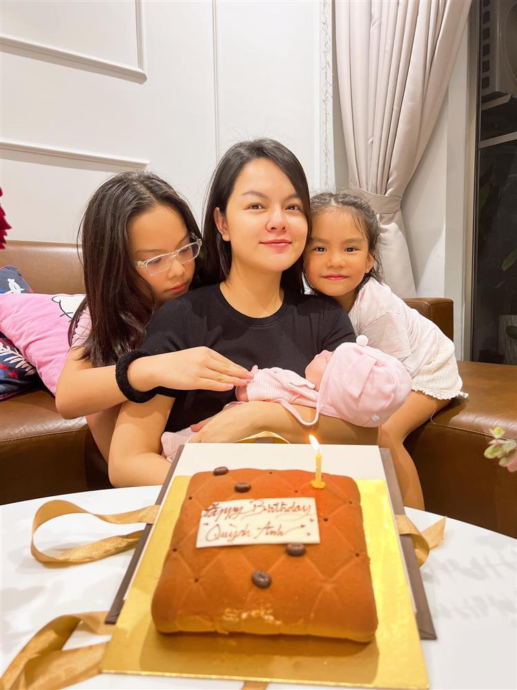 Phạm Quỳnh Anh cho 3 ái nữ lên sóng, kể bị lừa ngày sinh nhật-2