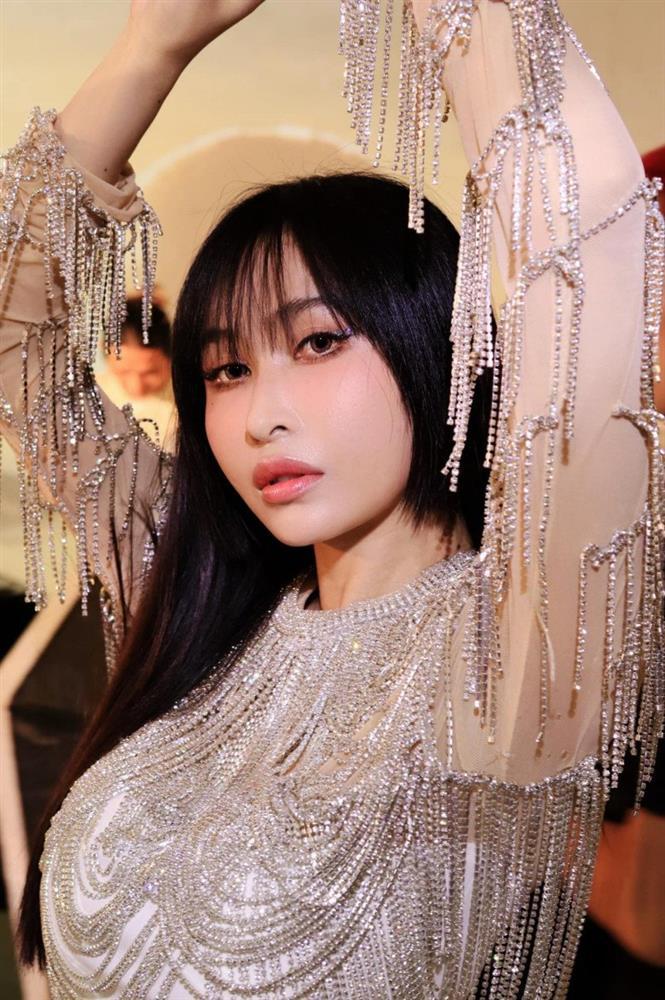 Vợ hai Minh Nhựa chẳng ngại chi tiền khủng đu idol BLACKPINK-3