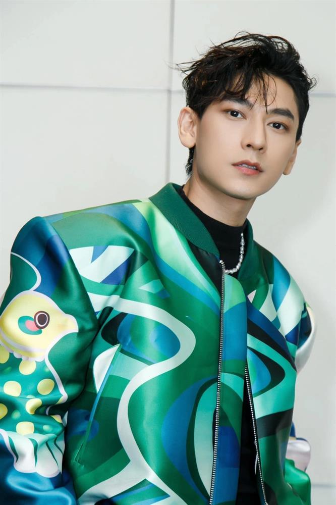 Isaac: Mối tình đầu 2 tuần và lý do không ai yêu suốt 12 năm-4