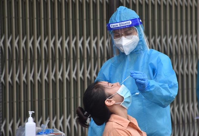 Số ca mắc Covid-19 có chiều hướng tăng, Thủ tướng chỉ đạo khẩn-2