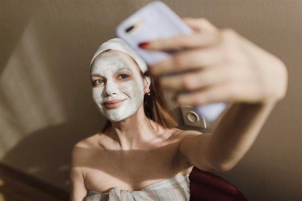 Ngộ độc, ngạt thở khi theo trào lưu của bác sĩ TikTok-1
