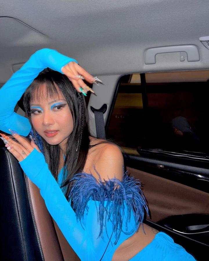 Rapper Suboi bánh bèo bất ngờ với guốc 25cm sau tin đồn thẩm mỹ-4