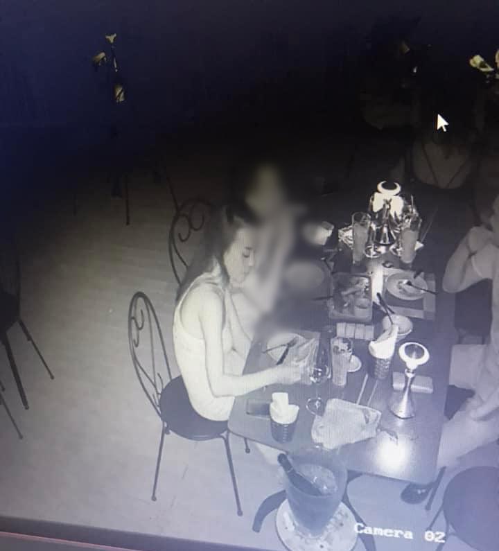 Phương Oanh bị lộ ảnh hẹn hò tình tứ doanh nhân 8X-5