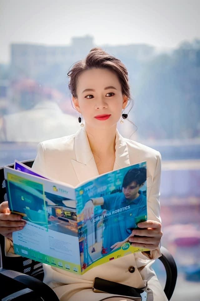Vợ Shark Bình: Nữ chủ tịch xinh đẹp không cần dựa dẫm vào chồng-5