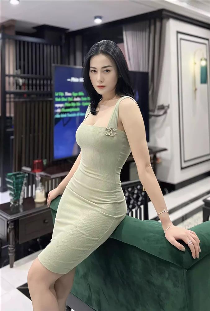 Động thái Phương Oanh trước tin đồn hẹn hò doanh nhân 8x-3
