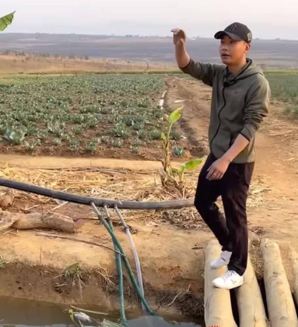 Quang Linh Vlog buồn bã vì thất bại đầu tư ở trang trại tiền tỷ-3