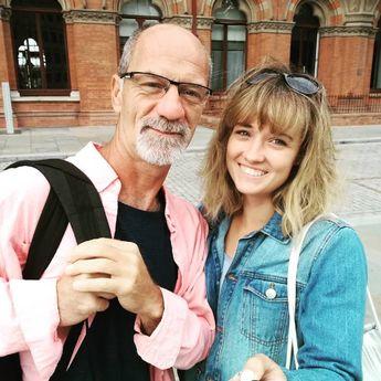 Bị gia đình phản đối, cô gái trẻ vẫn quyết cưới người đàn ông hơn 32 tuổi-4