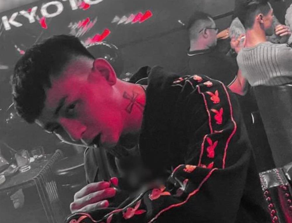 Bất ngờ với hình ảnh lột xác thành người khác của Hoài Lâm-3