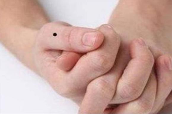 Bàn tay phụ nữ có 4 đặc điểm này thì cả đời vinh hoa phú quý, về già sung sướng!-2