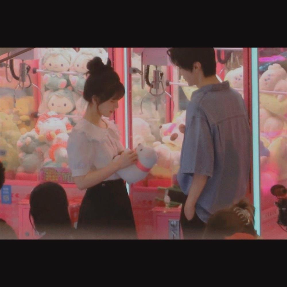 Triệu Lộ Tư gây sốt với tạo hình nữ thần thanh xuân-7