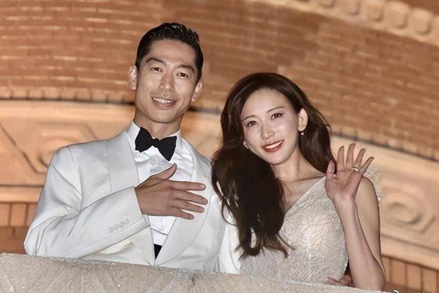 160 triệu người xem ảnh Lâm Chí Linh mặc áo tắm-5