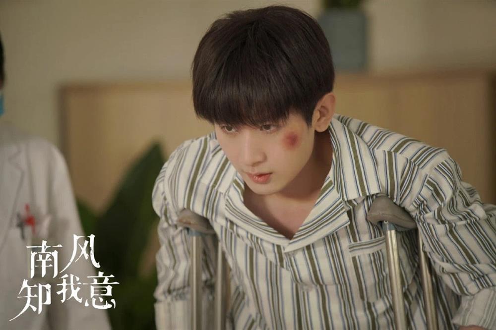 Phim của Tiêu Chiến, Dương Mịch chờ mòn mỏi chưa được chiếu-11