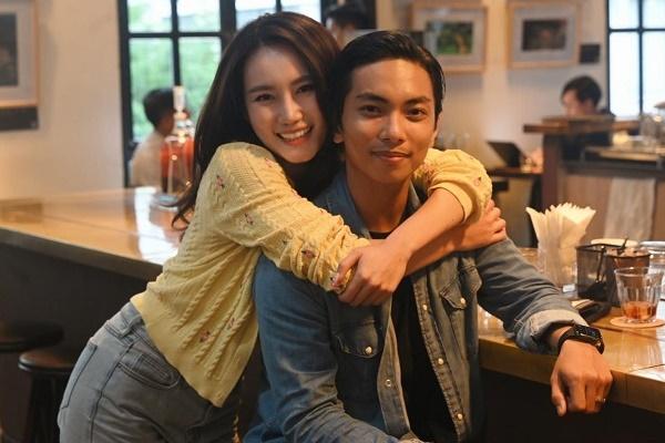 Phan Hiển chiều thế nào mà Khánh Thi được gọi bà vợ số hưởng?-12