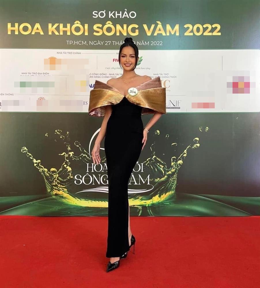 Ngọc Châu mặc lại váy hụt của Lý Nhã Kỳ ở LHP Cannes 2022-1