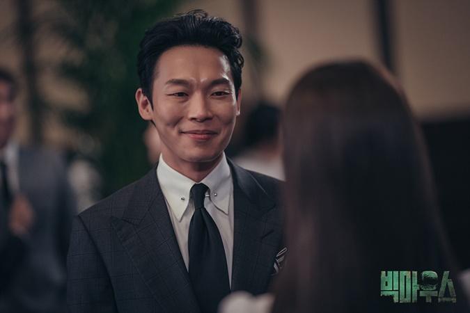 Vì sao phim của Lee Jong Suk và Yoona thu hút?-12