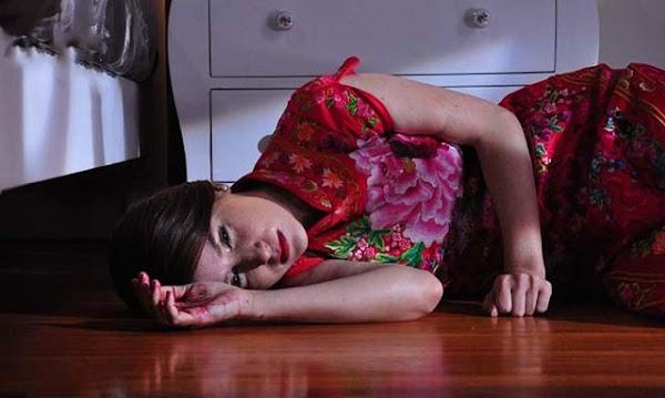 Cặp với chồng bạn, cô gái nhục nhã hơn 1 tiếng trong tủ quần áo-2