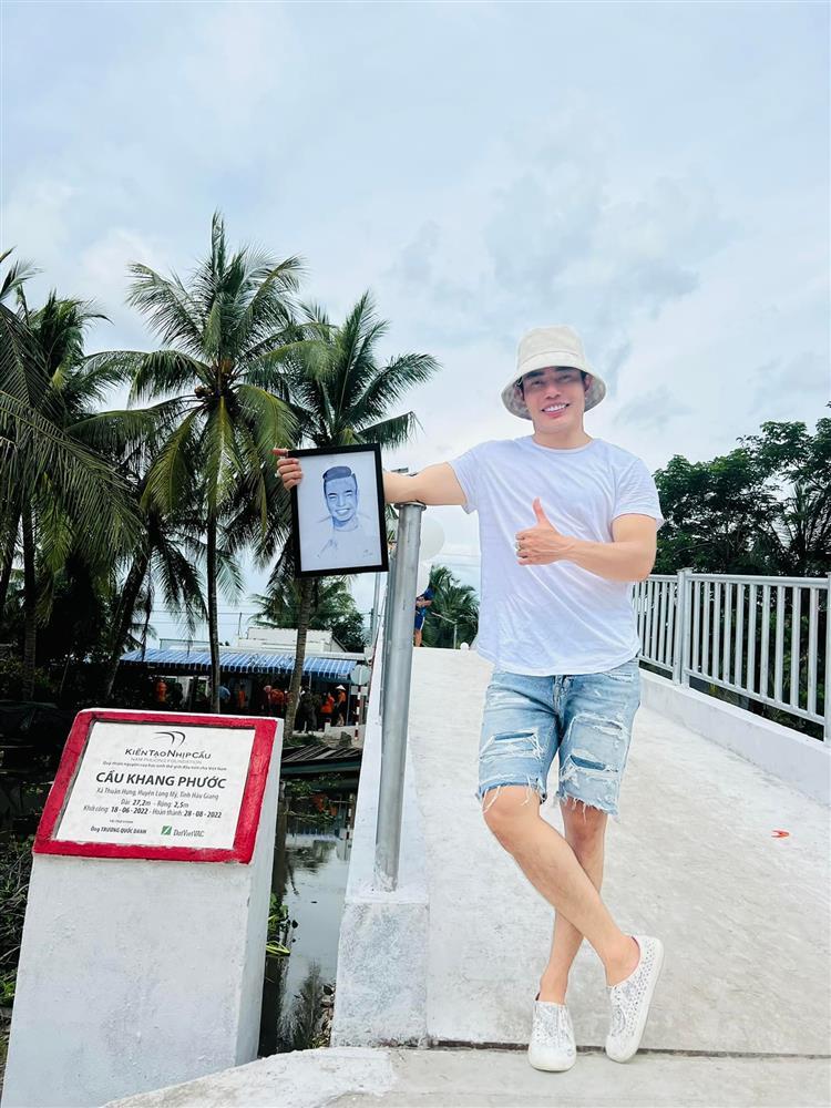 Tin showbiz Việt ngày 28/8: Hà Tăng hiếm hoi diện bikini, vòng 1 lấp ló-5