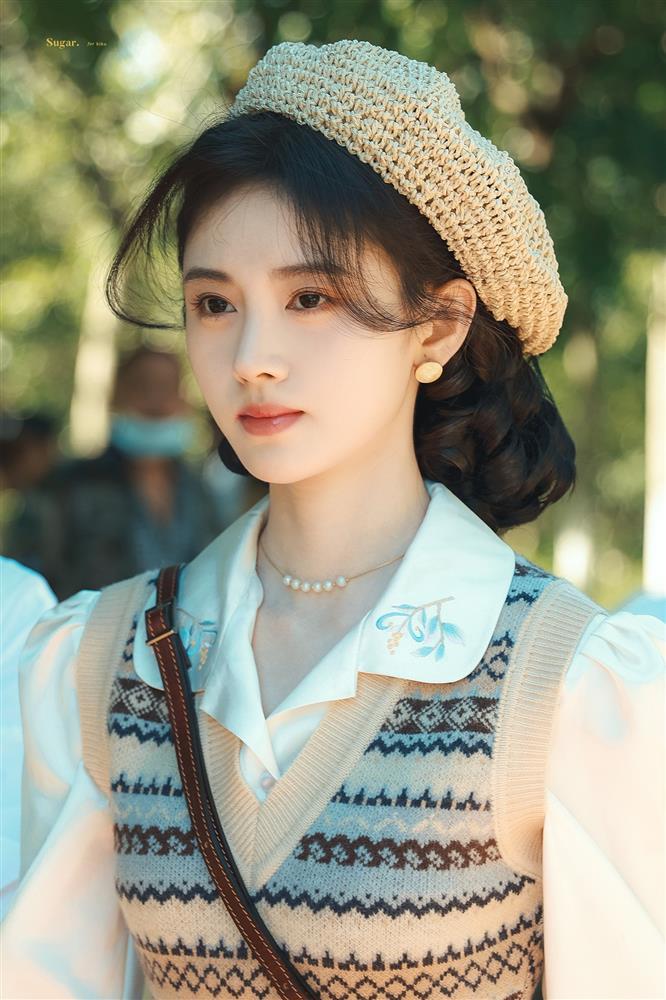 Lý Thấm - Cúc Tịnh Y đọ tạo hình: Ai xứng đáng là mỹ nhân dân quốc?-3