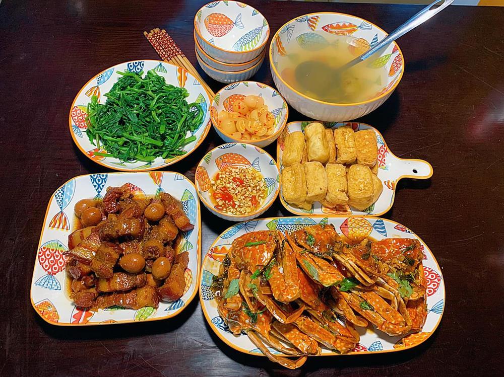 Loạt mâm cơm ngon nuốt lưỡi, bữa nào bữa nấy đầy ụ món ngon-2