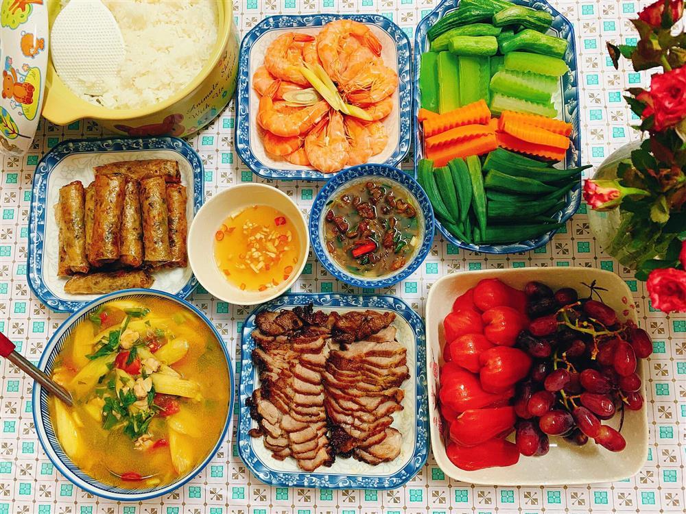 Loạt mâm cơm ngon nuốt lưỡi, bữa nào bữa nấy đầy ụ món ngon-8