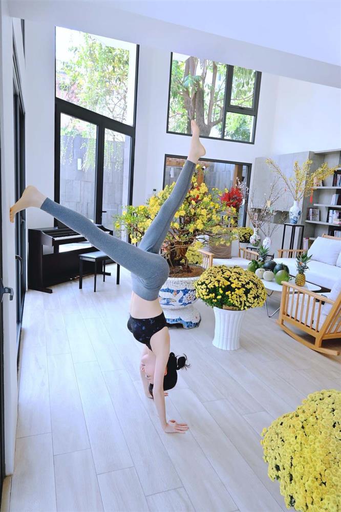 Biệt thự hoành tráng xanh mướt của ông hoàng nhạc sầu Mr.Siro-14