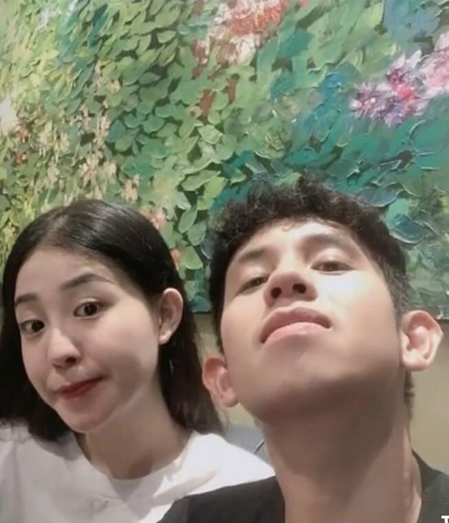 Cầu thủ nổi tiếng công khai người yêu, nhan sắc gây bất ngờ-5