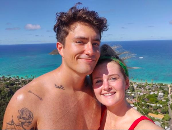 Cô gái 19 tuổi bay hơn 11 nghìn km đến gặp bạn trai quen qua mạng-2