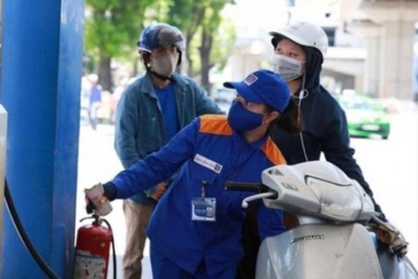 Giá xăng có thể tăng sau dịp nghỉ lễ 2/9-1