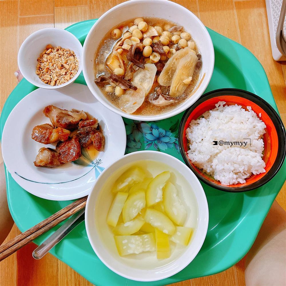 Nàng dâu số hưởng được mẹ chồng tận tay nấu cơm cữ chất lượng-5