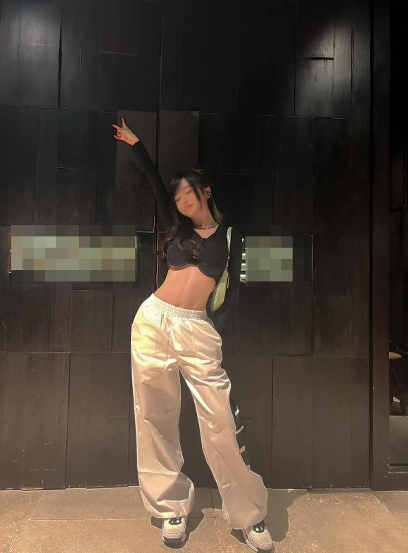 Sống ảo quá đà, vợ 2 Minh Nhựa chỉnh ảnh méo cả cửa-3